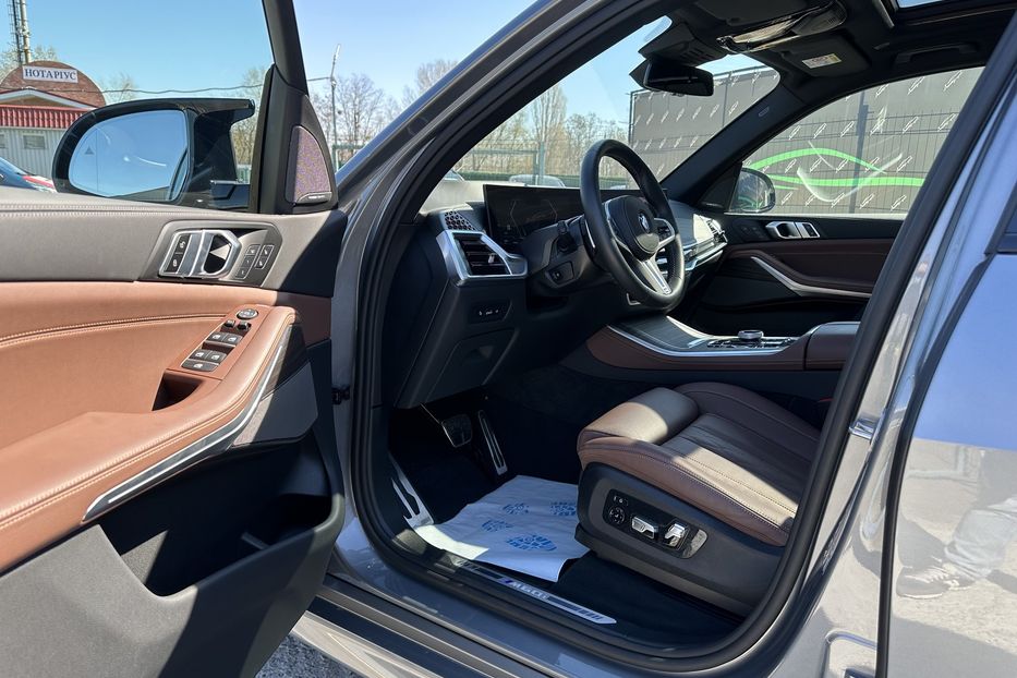 Продам BMW X5 M60i Xdrive 2025 года в Киеве