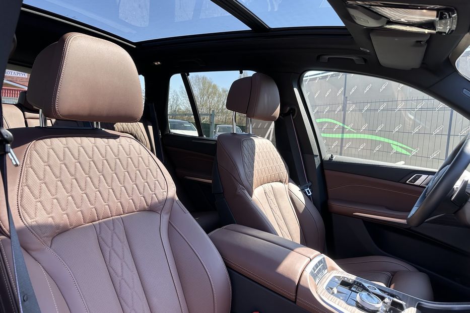 Продам BMW X5 M60i Xdrive 2025 года в Киеве