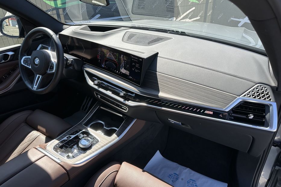 Продам BMW X5 M60i Xdrive 2025 года в Киеве