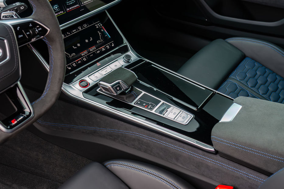 Продам Audi RS6 Performance 2025 года в Киеве