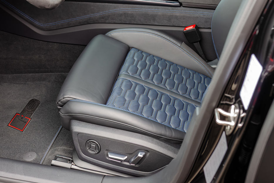 Продам Audi RS6 Performance 2025 года в Киеве