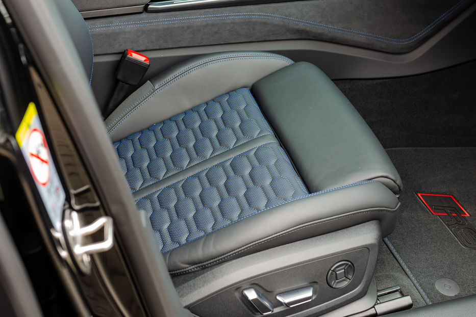 Продам Audi RS6 Performance 2025 года в Киеве