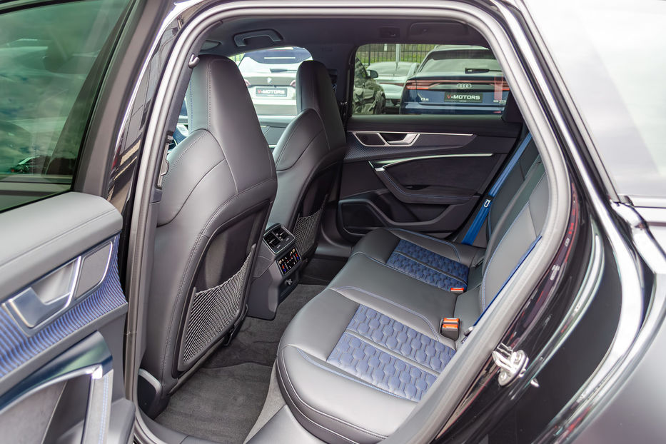 Продам Audi RS6 Performance 2025 года в Киеве