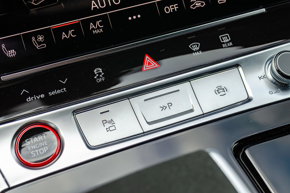 Продам Audi RS6 Performance 2025 года в Киеве