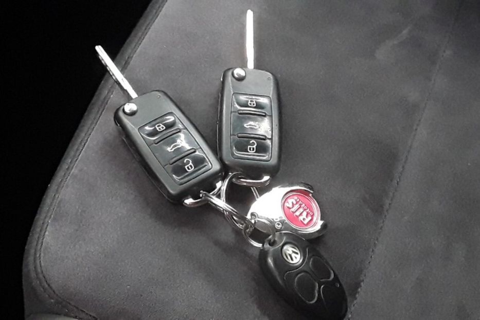 Продам Volkswagen Touran Highline 125kw 2012 года в Луцке