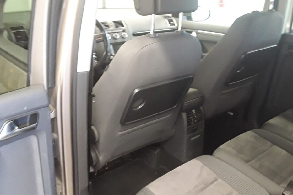 Продам Volkswagen Touran Highline 125kw 2012 года в Луцке