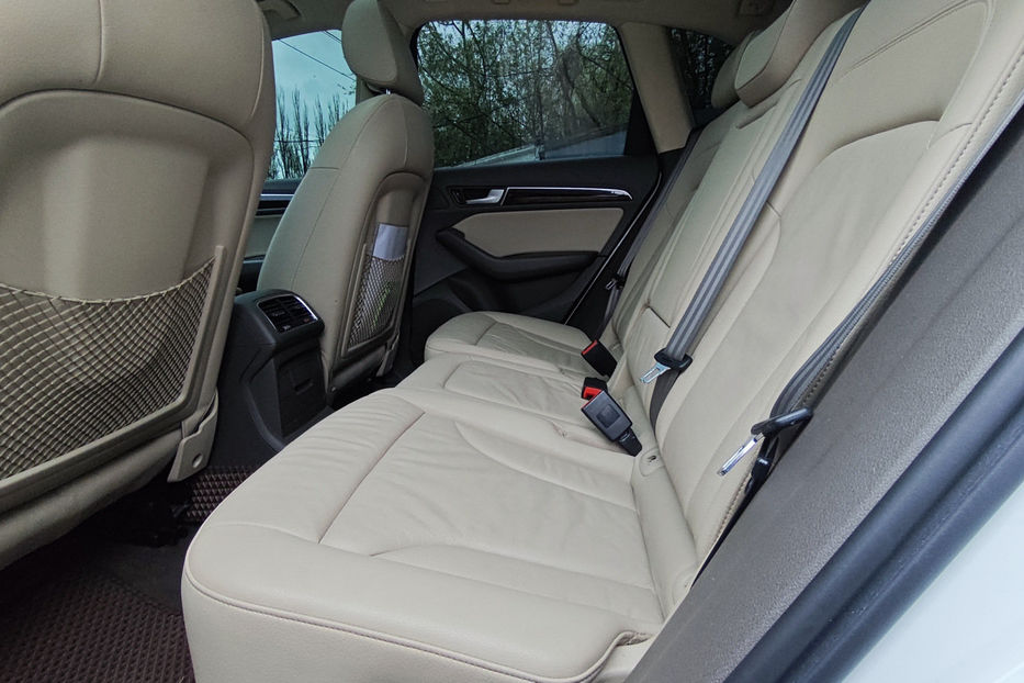 Продам Audi Q5 2.0 TFSI Tiptronic (225 к.с.)  2014 года в Киеве