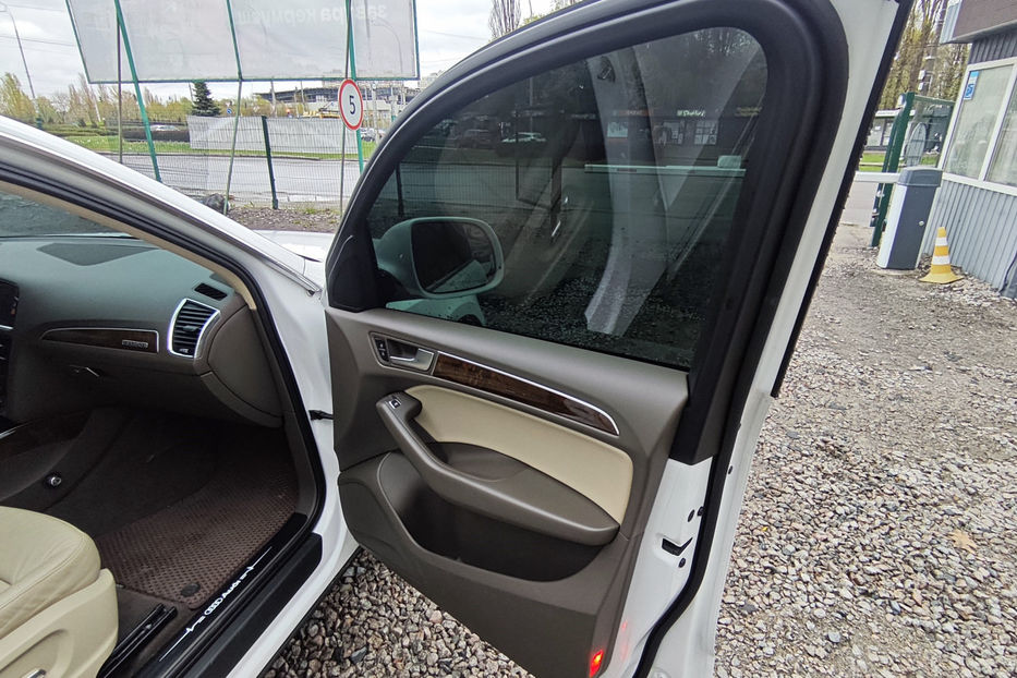Продам Audi Q5 2.0 TFSI Tiptronic (225 к.с.)  2014 года в Киеве