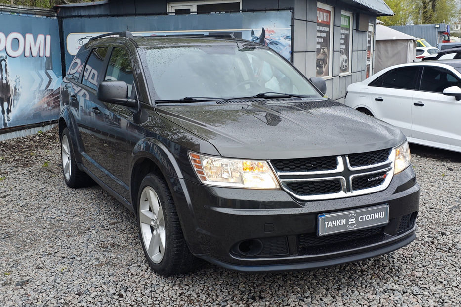 Продам Dodge Journey 2.4 AT (170 к.с.) 2016 года в Киеве