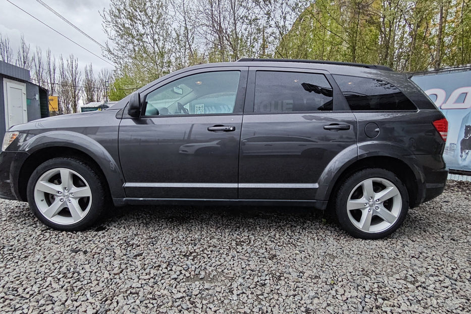 Продам Dodge Journey 2.4 AT (170 к.с.) 2016 года в Киеве