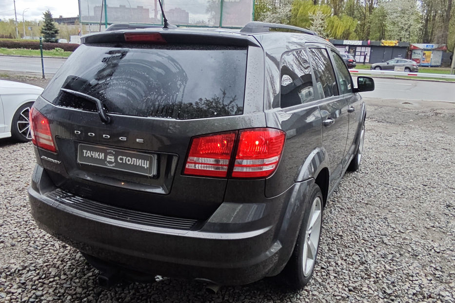 Продам Dodge Journey 2.4 AT (170 к.с.) 2016 года в Киеве