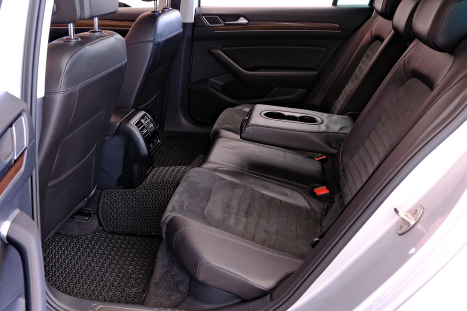 Продам Volkswagen Passat B8 2016 года в Одессе