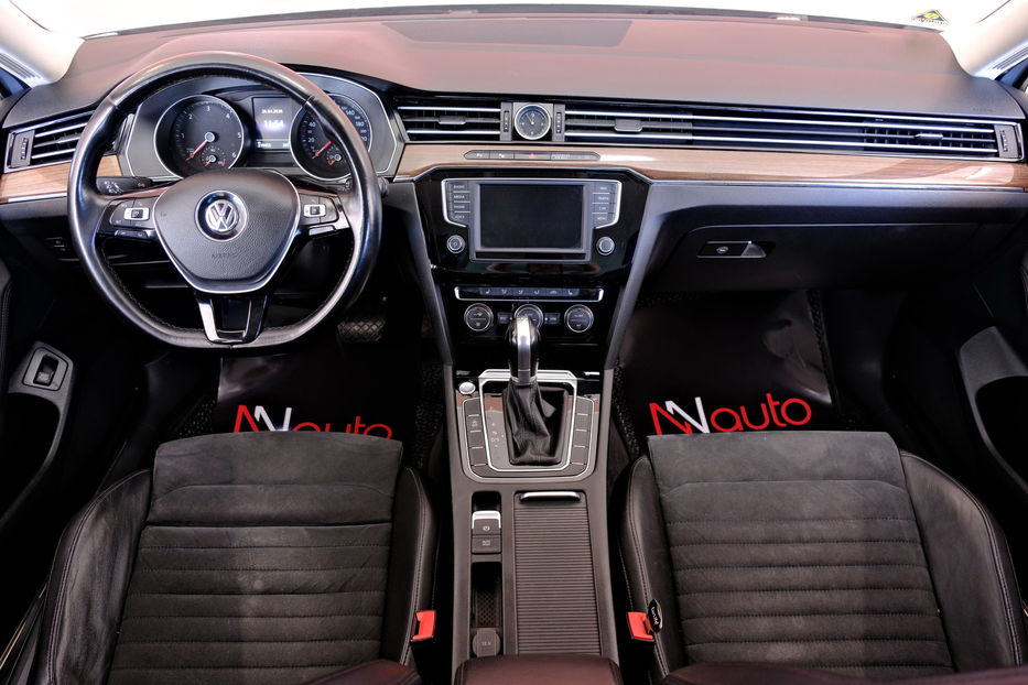 Продам Volkswagen Passat B8 2016 года в Одессе