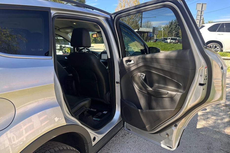 Продам Ford Escape SEL 2012 года в Черновцах