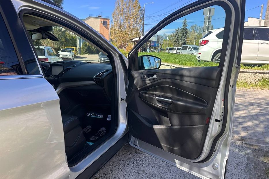 Продам Ford Escape SEL 2012 года в Черновцах