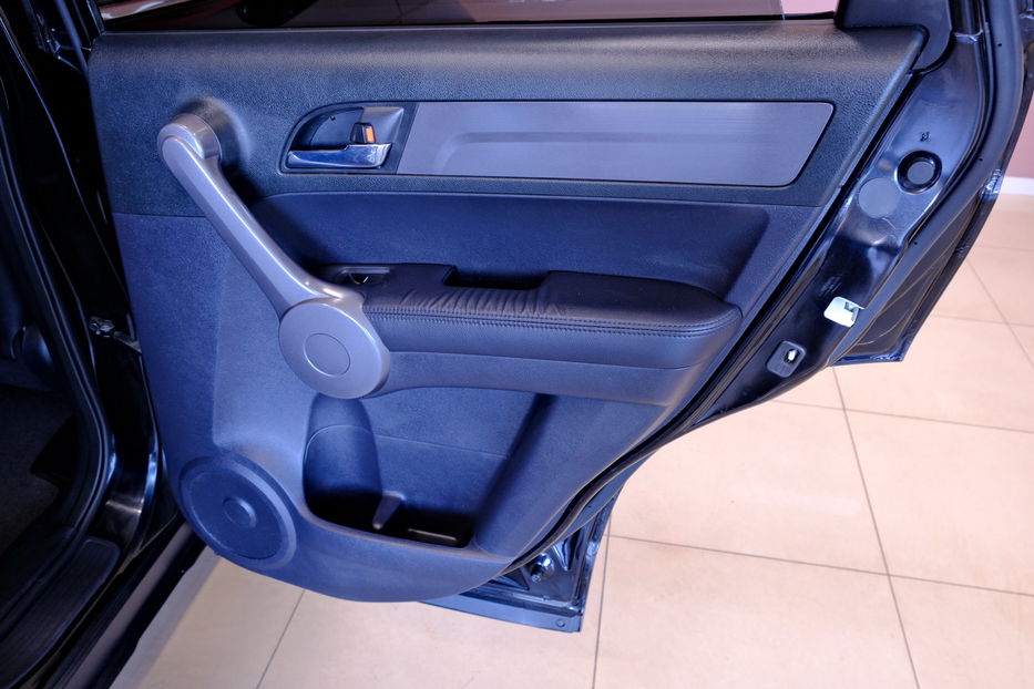 Продам Honda CR-V 2008 года в Одессе