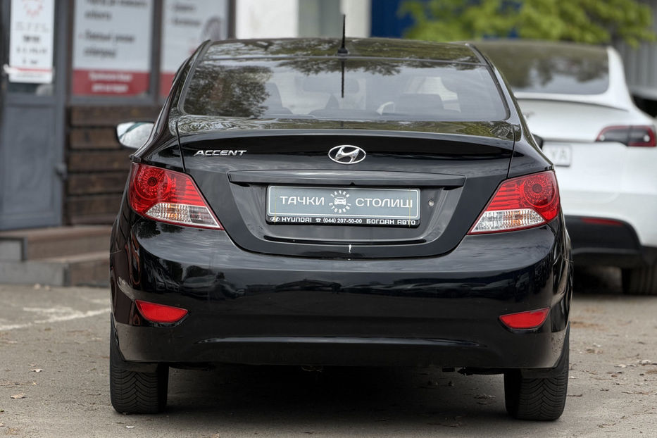 Продам Hyundai Accent  1.4 MPI MT 2018 года в Киеве