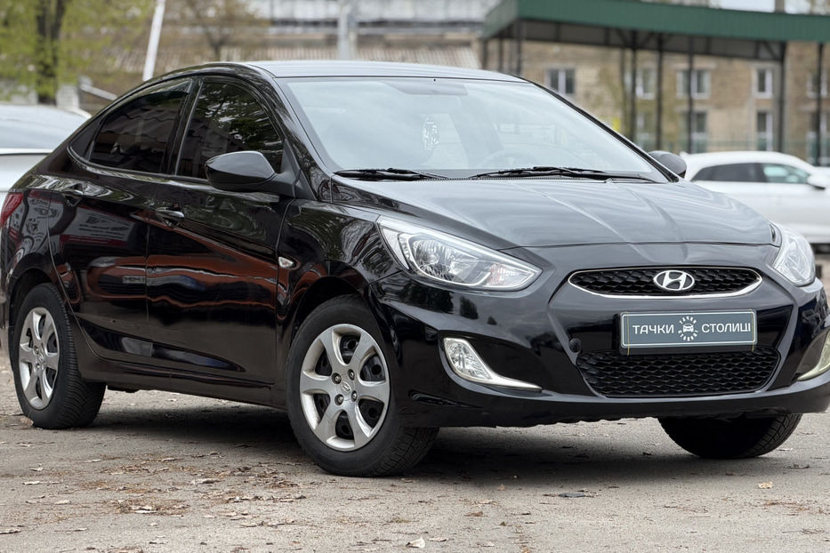 Продам Hyundai Accent  1.4 MPI MT 2018 года в Киеве