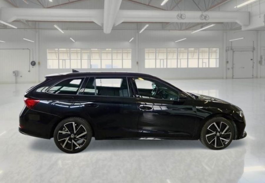 Продам Skoda Octavia SPORTLINE 2.0диз 110квт DSG 2022 года в Львове