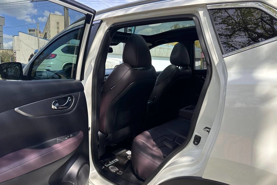 Продам Nissan Qashqai офіційний! 2018 года в Черновцах