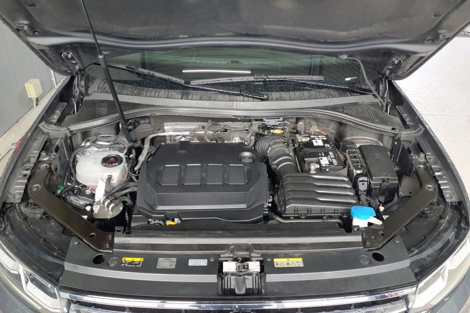 Продам Volkswagen Tiguan Alls R-Line 4x4 147kw v3919 2021 года в Луцке