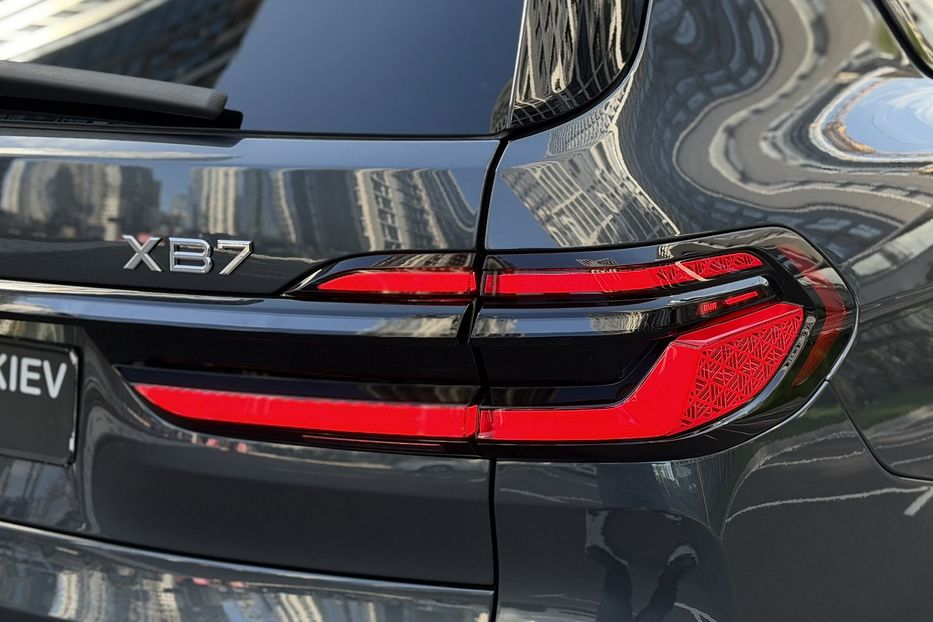 Продам BMW X7 Alpina XB7 2022 года в Киеве