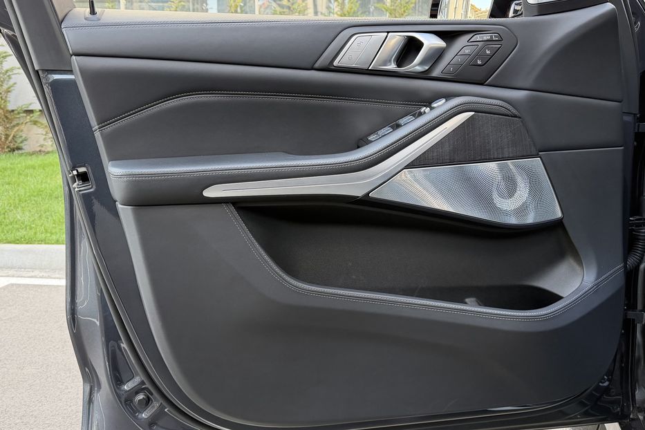 Продам BMW X7 Alpina XB7 2022 года в Киеве