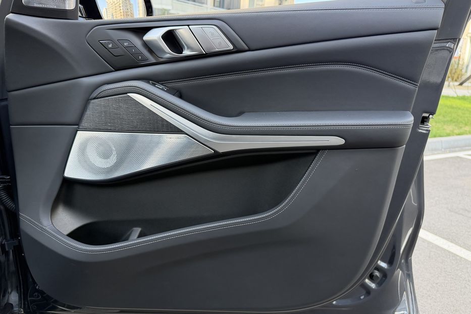 Продам BMW X7 Alpina XB7 2022 года в Киеве