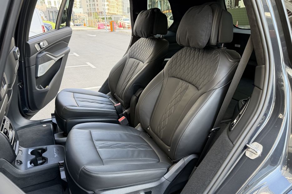 Продам BMW X7 Alpina XB7 2022 года в Киеве