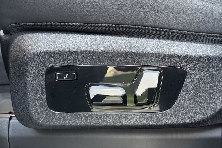 Продам BMW X7 Alpina XB7 2022 года в Киеве