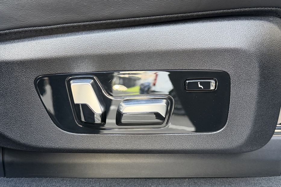 Продам BMW X7 Alpina XB7 2022 года в Киеве