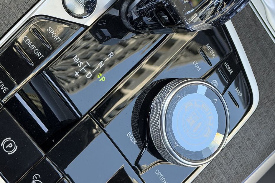 Продам BMW X7 Alpina XB7 2022 года в Киеве