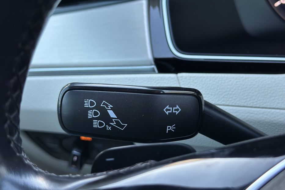 Продам Volkswagen Passat B8 2019 года в Луцке