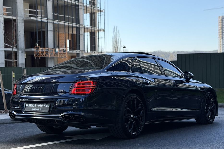Продам Bentley Flying Spur S 2022 года в Киеве