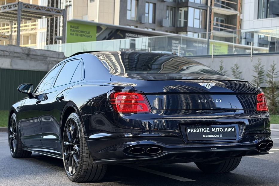 Продам Bentley Flying Spur S 2022 года в Киеве