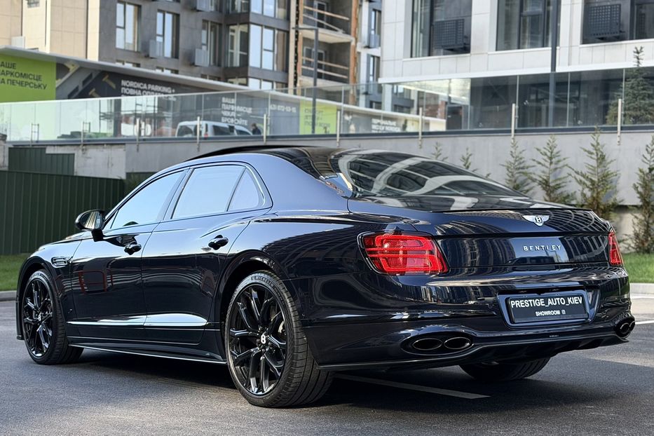 Продам Bentley Flying Spur S 2022 года в Киеве
