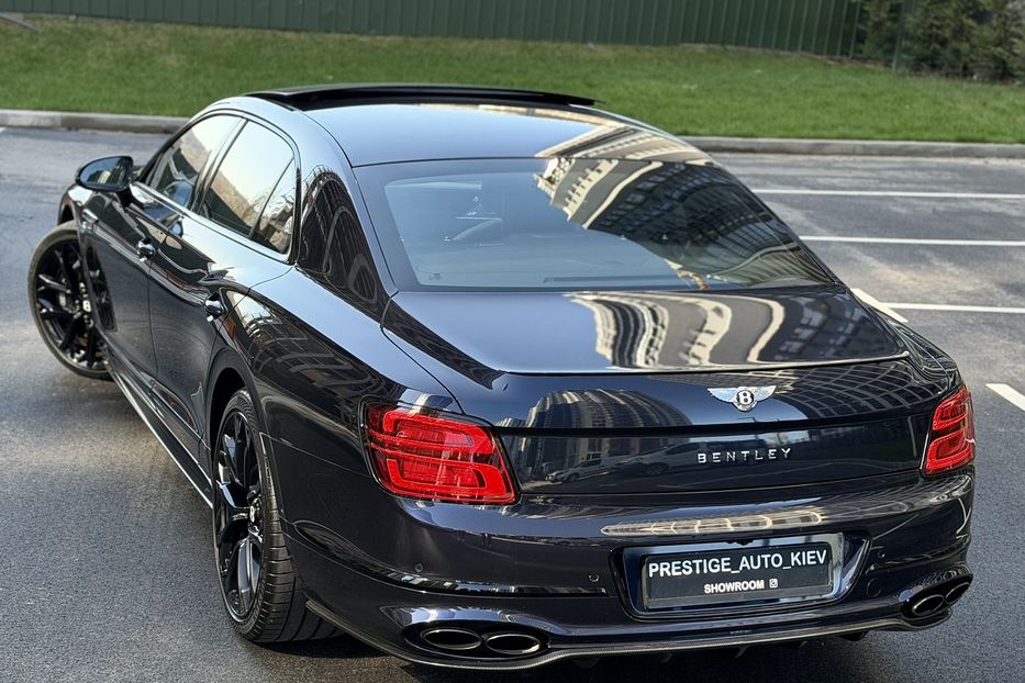 Продам Bentley Flying Spur S 2022 года в Киеве