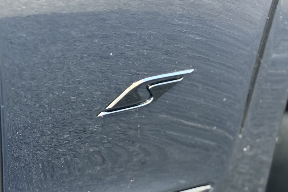 Продам Bentley Flying Spur S 2022 года в Киеве