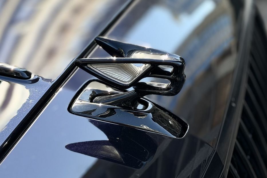 Продам Bentley Flying Spur S 2022 года в Киеве