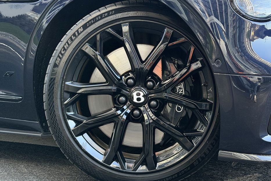 Продам Bentley Flying Spur S 2022 года в Киеве