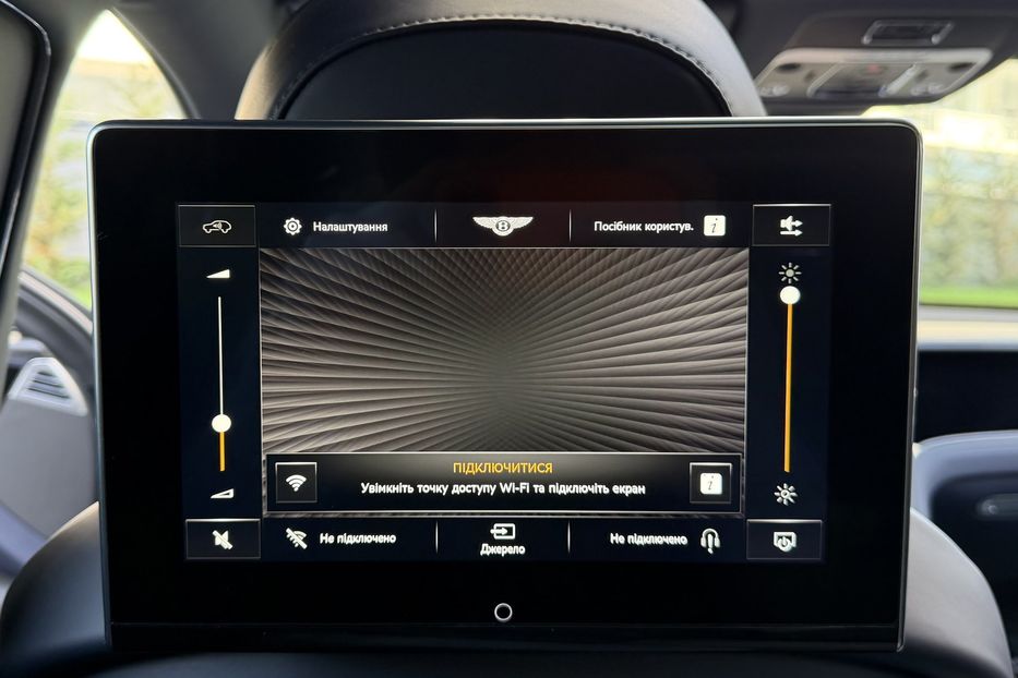 Продам Bentley Flying Spur S 2022 года в Киеве