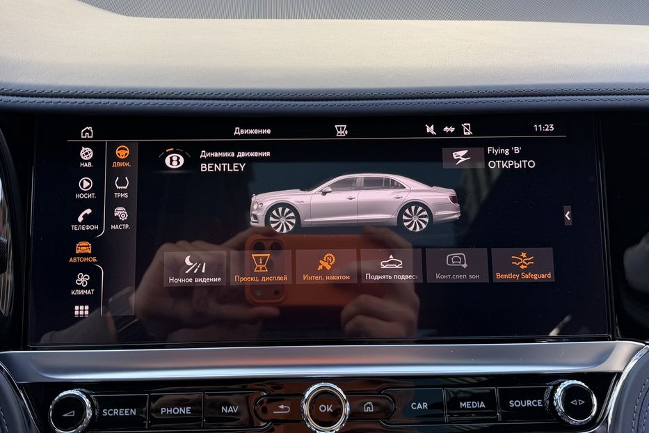 Продам Bentley Flying Spur S 2022 года в Киеве