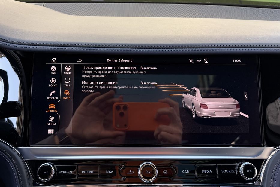 Продам Bentley Flying Spur S 2022 года в Киеве