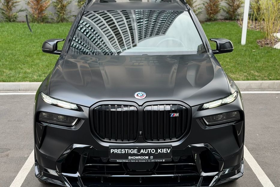 Продам BMW X7 M60i 2024 года в Киеве