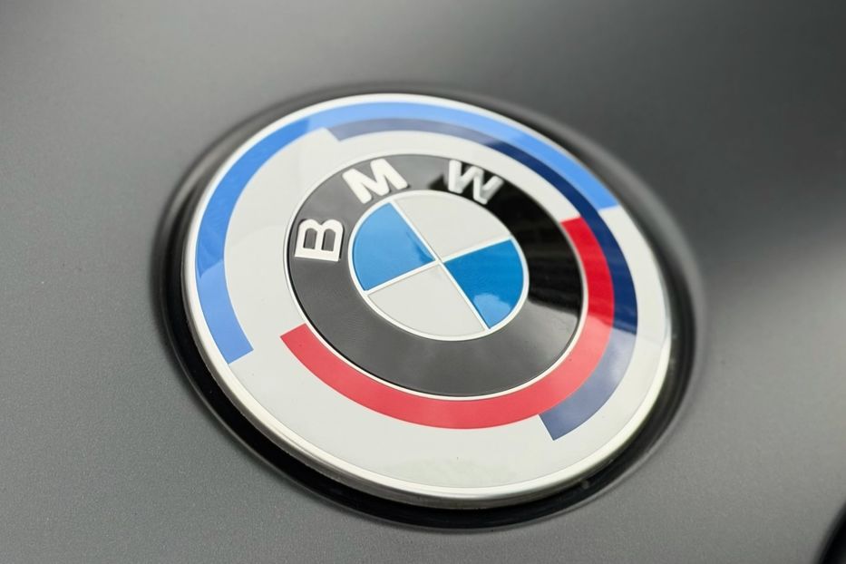 Продам BMW X7 M60i 2024 года в Киеве