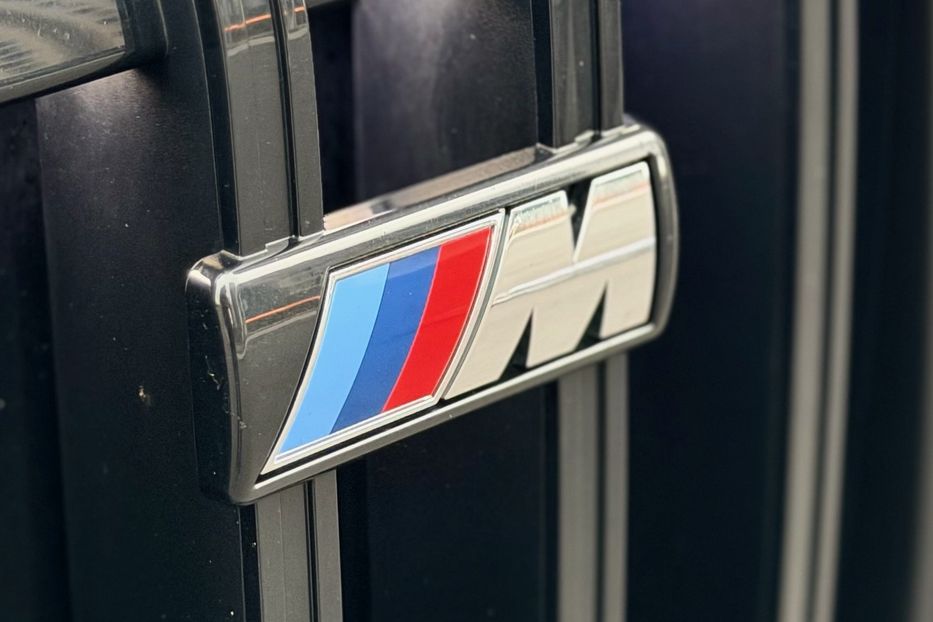 Продам BMW X7 M60i 2024 года в Киеве