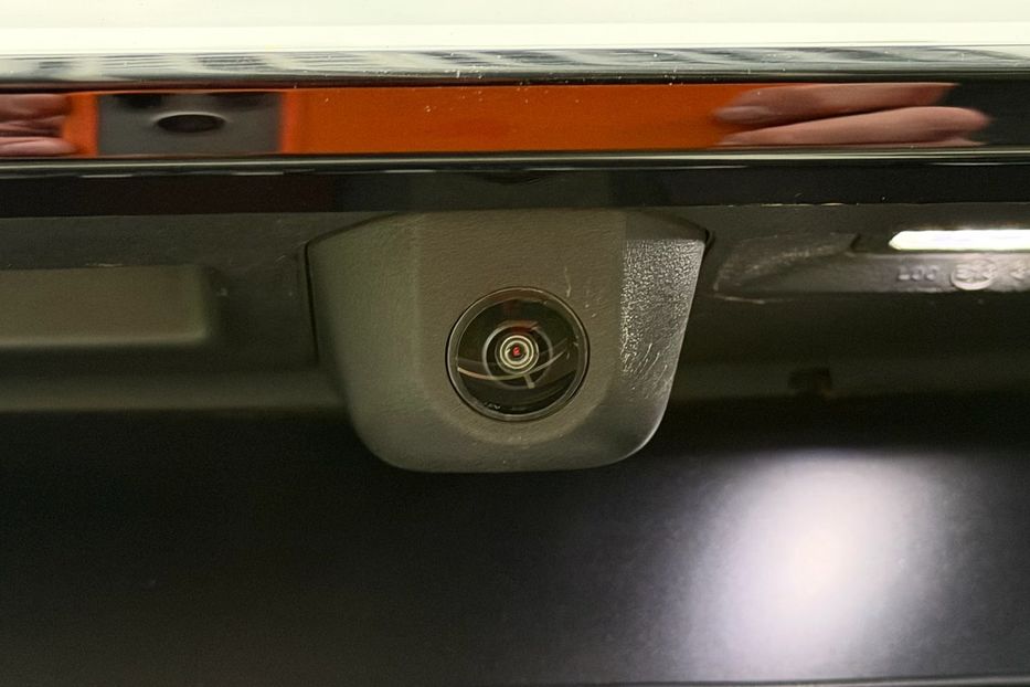 Продам BMW X7 M60i 2024 года в Киеве