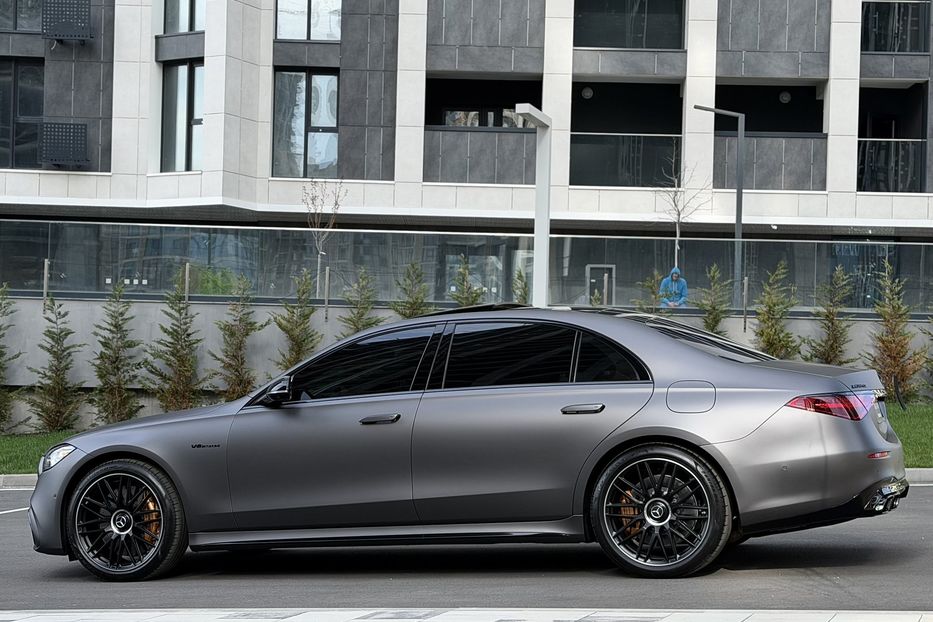 Продам Mercedes-Benz S-Class AMG 63e Long 2024 года в Киеве