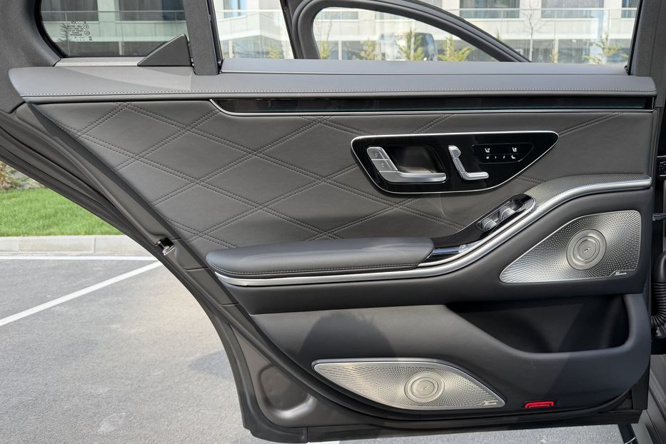 Продам Mercedes-Benz S-Class AMG 63e Long 2024 года в Киеве