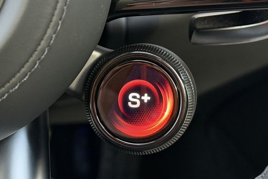 Продам Mercedes-Benz S-Class AMG 63e Long 2024 года в Киеве